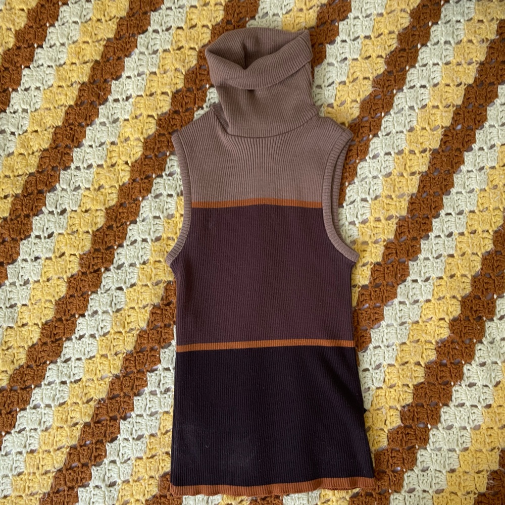 Dolce & Gabbana Ribbed Turtleneck in Brown